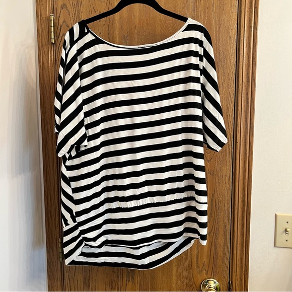 AB Studio Black & White striped top - 3X - Picture 2 of 3